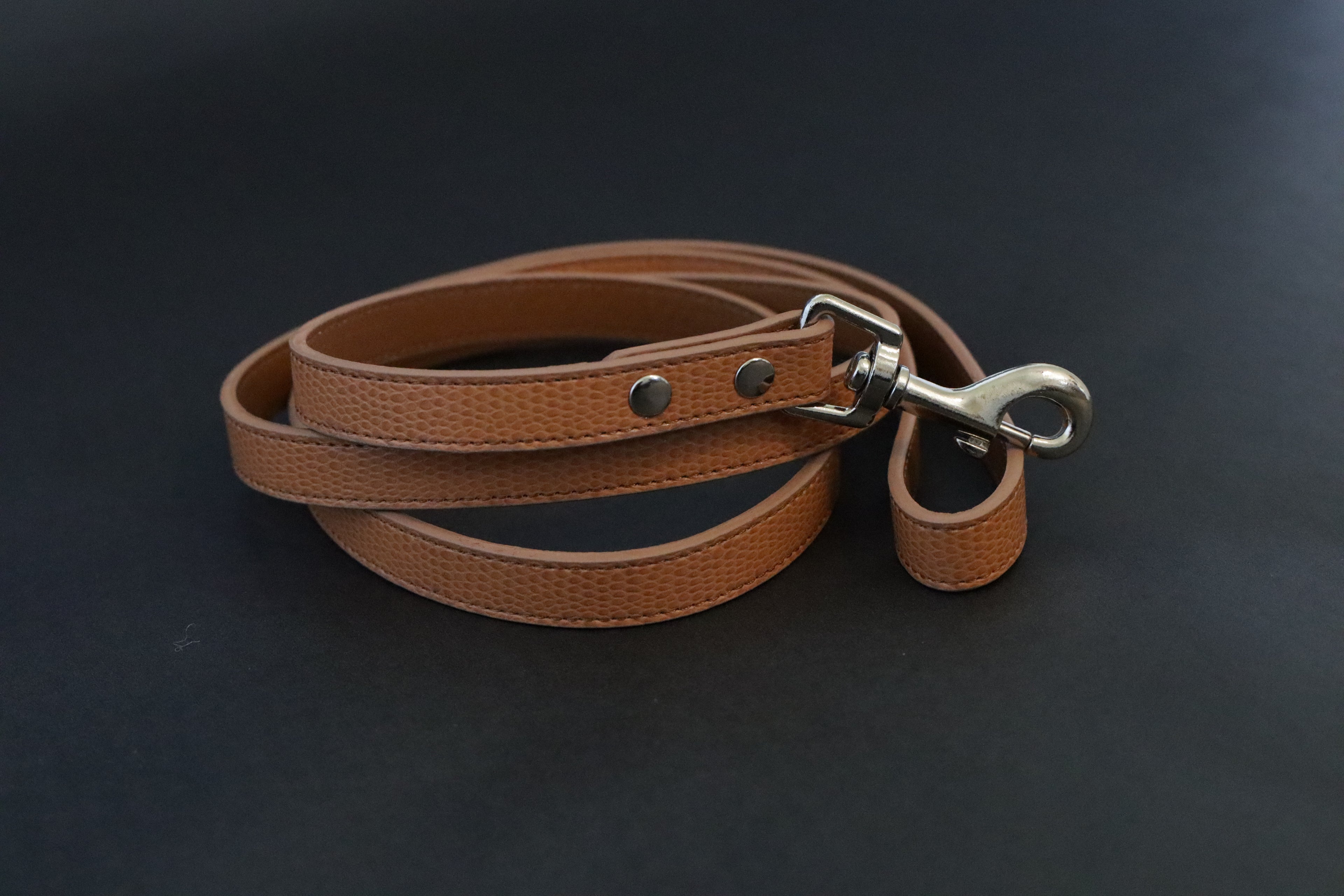 Luxury Textured Leather Leash